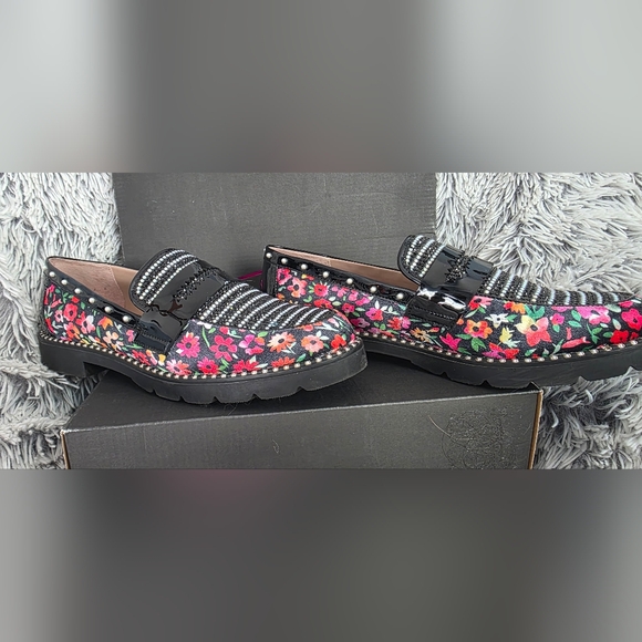 Betsey Johnson Floral Loafers - Picture 2 of 9